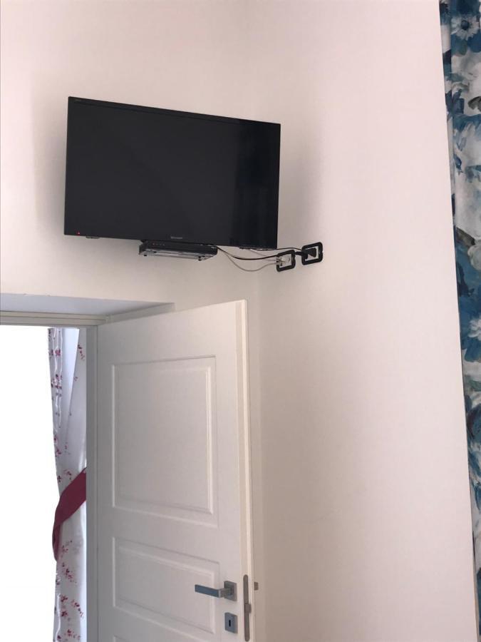 Salerno B&B In Centro Luaran gambar