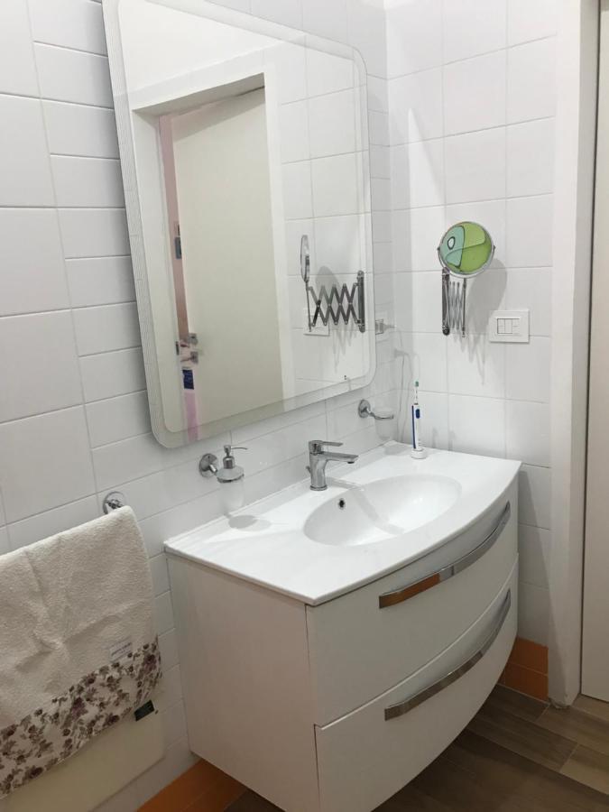 Salerno B&B In Centro Luaran gambar
