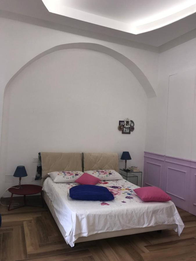 Salerno B&B In Centro Luaran gambar