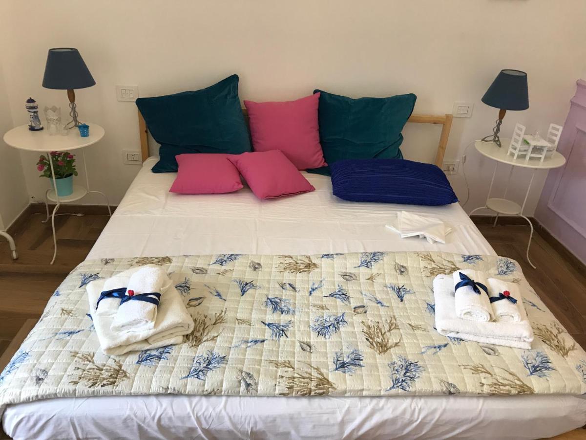 Salerno B&B In Centro Luaran gambar