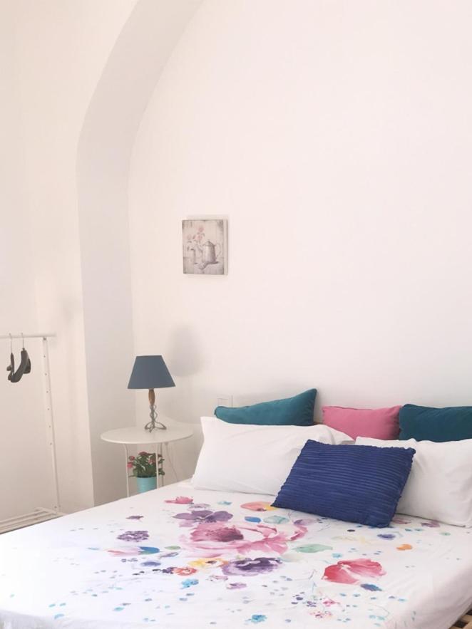 Salerno B&B In Centro Luaran gambar