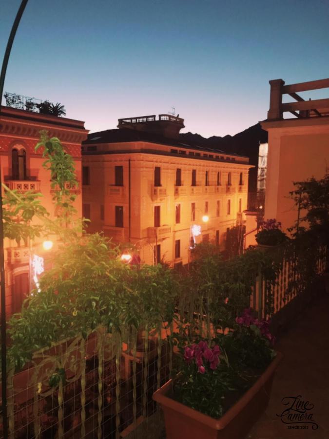 Salerno B&B In Centro Luaran gambar